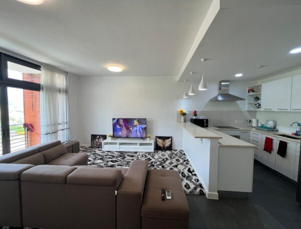 1 Bedroom Apartment In Ayimensah Park