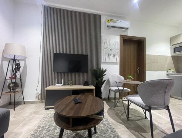 1 Bedroom Furnished Apartment for Rent at Dzorwulu